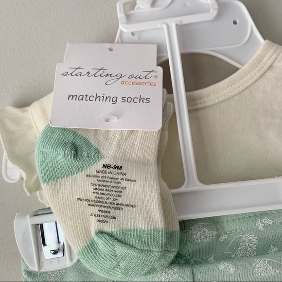 Starting Out Hedgehog Outfit - Picture 4 of 4